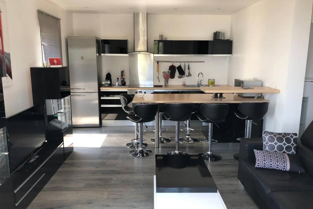 Appartement Vue Panoramique Sur La Mer Et La Citadelle De Bastia Bastia  Bagian luar foto
